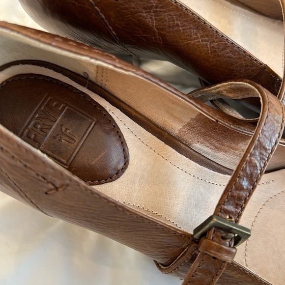 Size 10 Frye Lois Mary Jayne round toe pump. - Picture 7 of 12